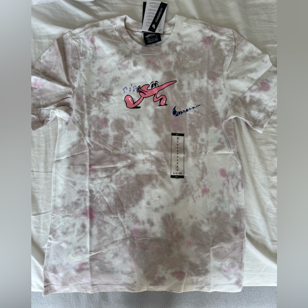 BNWT Men’s Nike Tie-Dye Graphic